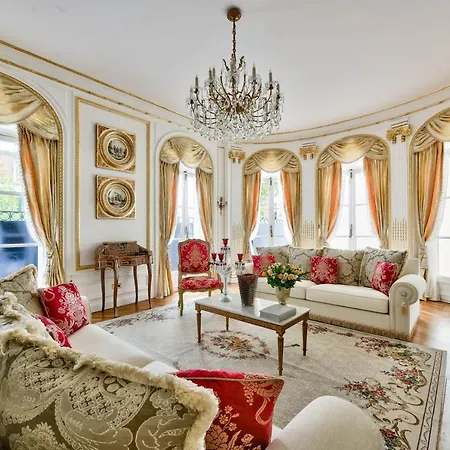 Luxury House In * Parigi
