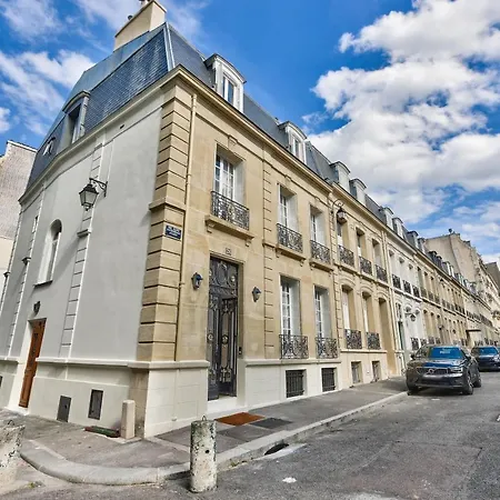 Luxury House In *