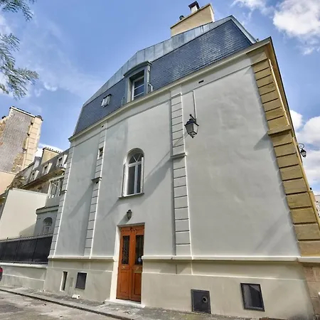 Luxury House In * Parigi